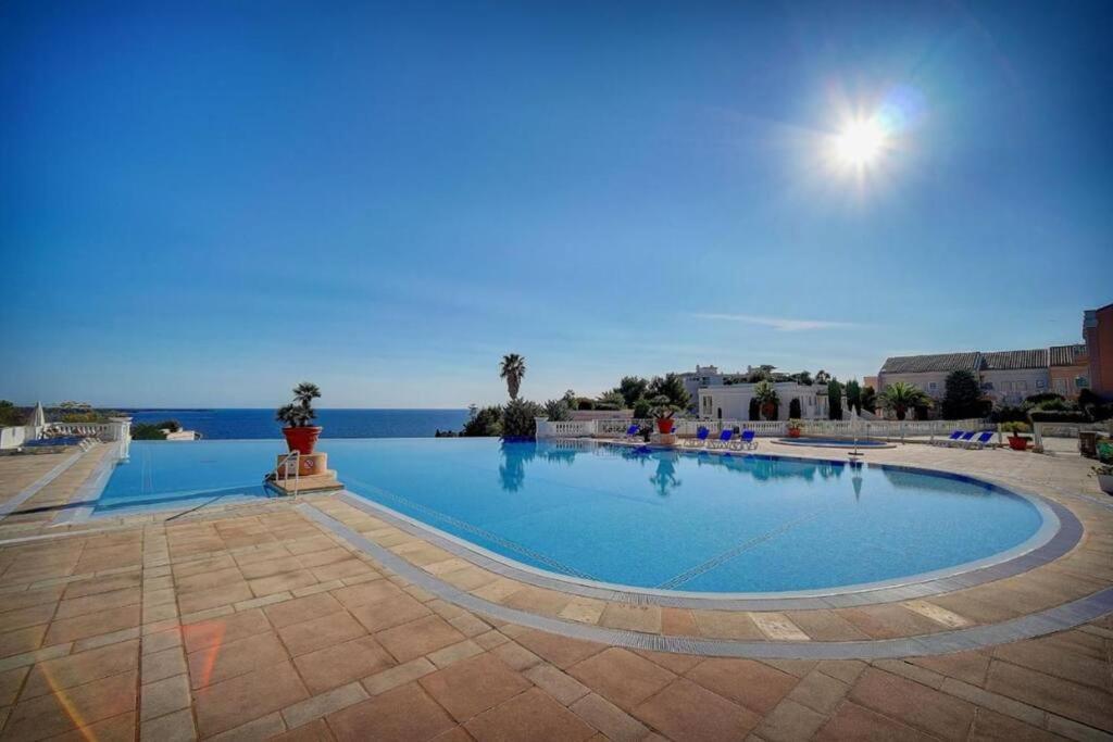 Evasion - Piscine A Debordement, Parking Prive, Clim, Splendide Vue *